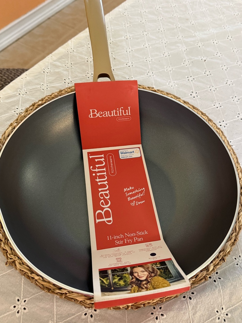 Beautiful Blue 11-inch Non-Stick Stir Fry Pan - Beige Handle, Black Interior